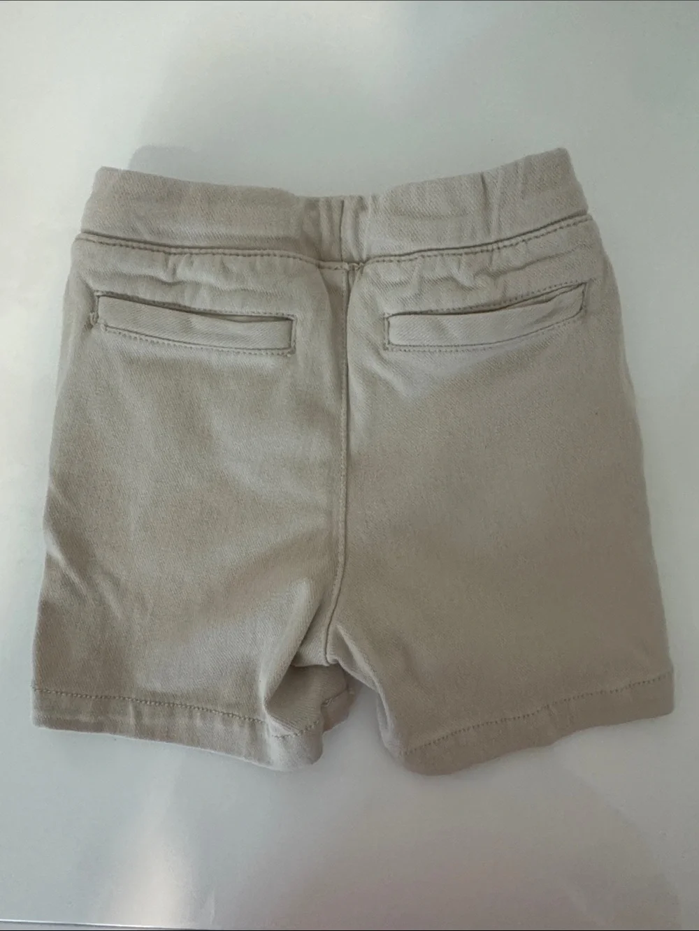 Back to school PLAY light khaki chino shorts